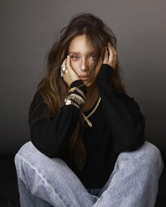 NETA ALCHIMISTER the one & onlyStyle by Me @daniella_capelouto Hair @adirjacob MU @naorappel Photo @tal_abudi BTS Photos @madmedia___ @amitcalderon (1).jpg