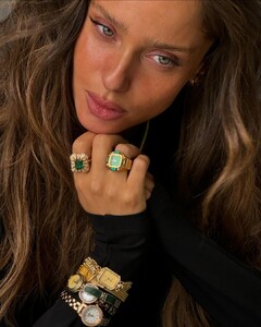 NETA ALCHIMISTER the one & onlyStyle by Me @daniella_capelouto Hair @adirjacob MU @naorappel Photo @tal_abudi BTS Photos @madmedia___ @amitcalderon (13).jpg