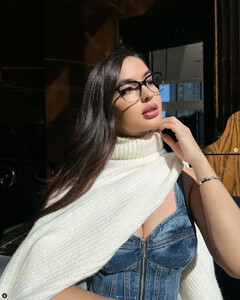 Natalia Barulich bebe 4.jpg