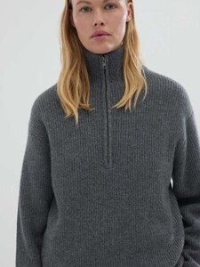 PremiumRibZipTurtleneck_HeatherGrey2_1.jpg