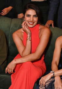 Priyanka_Malaysia_28229~45.jpg