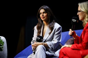 Priyanka_Malaysia_28929~46.jpg