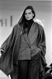 Ralph_Lauren_FW1989_Mary_Matthews_03.jpg