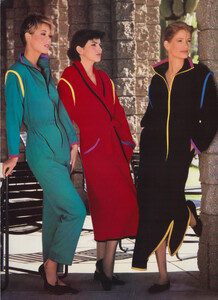 SFAUSFallWinter85_0885NicoleHoodMoniqueVanHeel.thumb.jpg.4e774d4fd3fec5014cf4c3e17d05ca72.jpg