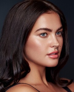 ShaunaSmith.thumb.jpeg.6a65d6ca3561ff178cad921d40970542.jpeg
