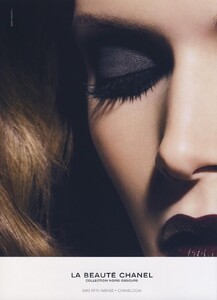 Sundsbo_Chanel_Le_Mascara_Intimitable_2009_03.thumb.jpeg.2503550b021bdf7c740ee725fe9b3e05.jpeg