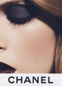 Sundsbo_Chanel_Le_Mascara_Intimitable_2009_04.thumb.jpeg.e9e63a79a7cf9b304209dba724db7052.jpeg