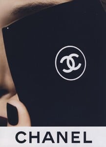 Sundsbo_Chanel_Le_Mascara_Intimitable_2009_06.thumb.jpeg.88628e3bfec4a03dd7406b766dd42267.jpeg