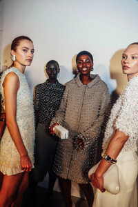 ToryBurch-byEmilyMalan-0017.thumb.jpg.891582f52618966587351729455e0c64.jpg