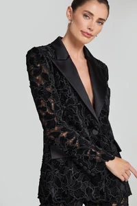VALIA_SUIT_BLACK_5.webp