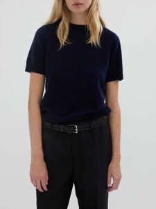WomensBlouse_NavyBlue2.jpg