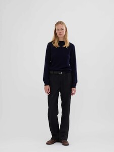 WomensFittedRoundneck_NavyBlue1.jpg