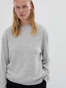 WomensOversizedRoundneck_AshGrey2.jpg