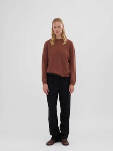 WomensOversizedRoundneck_Brown1.jpg