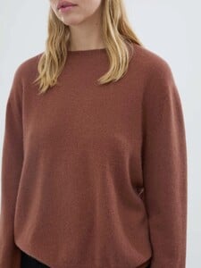 WomensOversizedRoundneck_Brown4.jpg