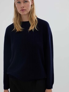 WomensOversizedRoundneck_NavyBlue2.jpg