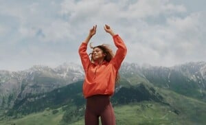 Zendaya-On-Fall-2024-Ad-Campaign03.jpg