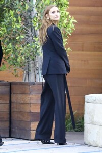 ashlee-simpson-and-evan-ross-out-in-los-angeles-06-01-2024-4.jpg