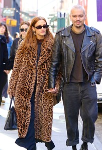 ashlee-simpson-and-evan-ross-out-in-nyc-03-25-2024-0.jpg