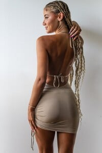 belless-des-pins-robes-de-plage-taupe.jpg