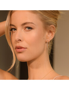 boucles-d-oreilles-elegantes-creoles-024ct-80-or-jaune-375-1000.jpg