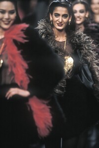 ceylaf91rykiel-107.thumb.jpg.0e8fa85daef5c07187cc0089f88f4341.jpg