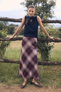 chaleco-cambridge-azul-mod-aw24-eseoese_m.thumb.jpg.dc53286e4bc977397d9d659b1f5d701b.jpg