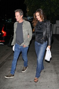 cindy-crawford-and-rande-gerber-leaves-cloud-23-event-at-bar-marmont-in-los-angeles-10-10-2024-5.jpg