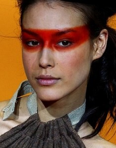 erikaFalconeriface-ss03.jpg.2a88a1b175b7f4df960edfebce4f548e.jpg
