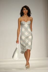 erikaFalconeri s03jasper-01.jpg