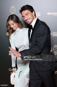 gettyimages-2181583024-2048x2048.thumb.jpg.049a355eee9c1233d1da6f0e1ae50812.jpg