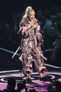 gwen-stefani-performs-at-iheartradio-music-festival-in-las-vegas-09-20-2024-1.jpg