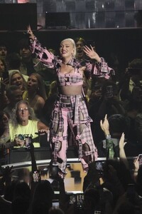 gwen-stefani-performs-at-iheartradio-music-festival-in-las-vegas-09-20-2024-3.jpg