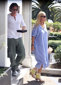 gwyneth-paltrow-and-brad-falchuck-out-for-lunch-in-santa-barbara-09-01-2024-1.jpg