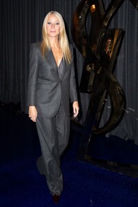gwyneth-paltrow-at-saint-laurent-fashion-show-at-paris-fashion-week-09-24-2024-0.jpg