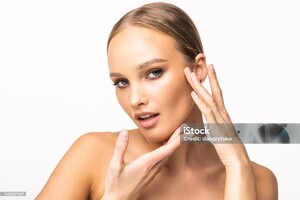 istockphoto-1405591287-2048x2048.jpg