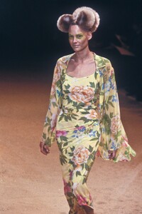 jacquivrolykke9847-.thumb.jpg.9f92d42ac8d9fdbb204198f93c345ed7.jpg