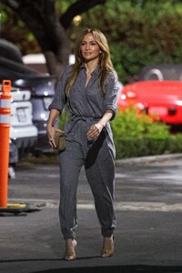 jennifer-lopez-leaves-an-event-in-brentwood-10-18-2024-6.jpg