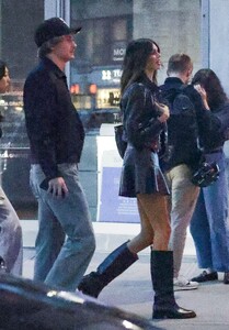 kaia-geber-on-a-date-night-at-a-musical-show-in-new-york-09-30-2024-1.jpg