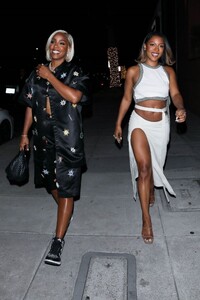 kelly-rowland-and-victoria-monet-arrives-at-matsuhisa-in-beverly-hills-07-13-2024-6.thumb.jpg.75526043e3ce90513cb1d7eb72f9c449.jpg