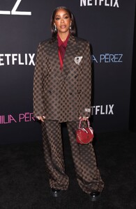 kelly-worland-at-emilia-perez-premiere-at-the-egyptian-theatre-in-hollywood-10-21-2024-1.jpg