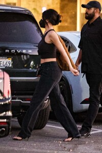 kylie-jenner-at-il-segreto-restaurant-in-los-angeles-09-09-2024-3.jpg