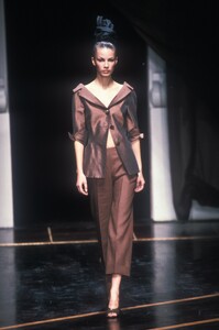 lavinias99gFerre-67.thumb.jpg.a4a287c4b0e49d20c3668ca51fcd17ef.jpg