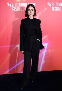 lilycollins_us_014~62.jpg