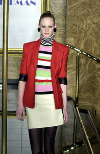 lydiam.giffordmk0113-.thumb.jpg.a7007ba76ad83eaa75b87d66e07b8d02.jpg