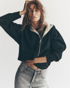 madewell posts 2024-10-21 18.01 DBZCvnQsZzt_5_6 464262214_901963998092310_1978673602621038096_n.jpg