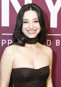 mikey-madison-at-anora-premiere-at-62nd-new-york-film-festival-09-28-2024-0.jpg