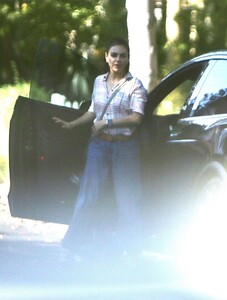 mila-kunis-out-and-about-in-studio-city-10-05-2024-1.jpg