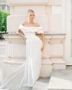 orsibakacsbridal_408810583_18218714341270543_5199495185156933882_n.jpg