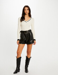 pull-manches-longues-col-en-v-ivoire-femme-vue5-32536300969900203.jpg